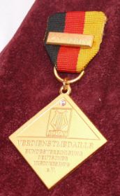 20120610_Verdienstmedaille_BVDM.JPG